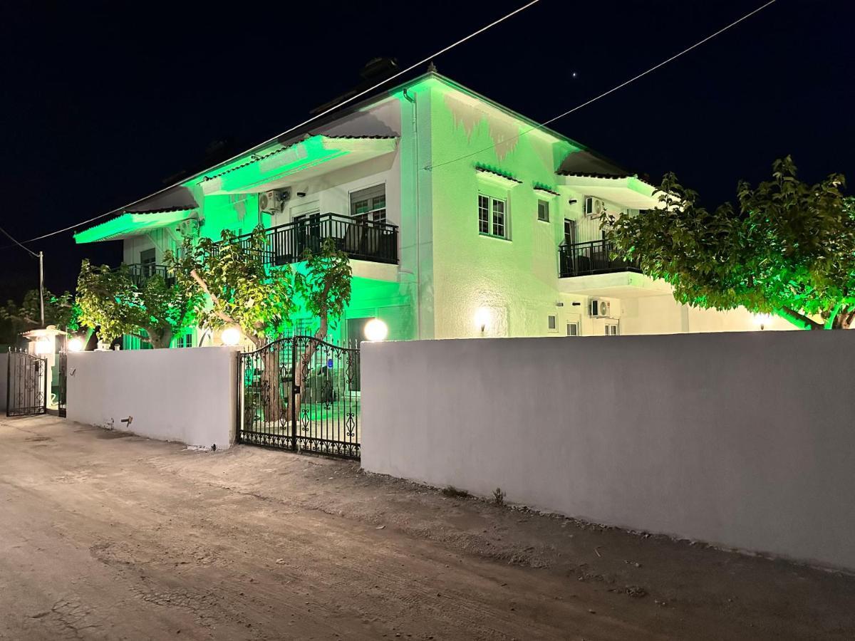 Mesangala Sunrise Apartment Néa Meságkala Exterior foto